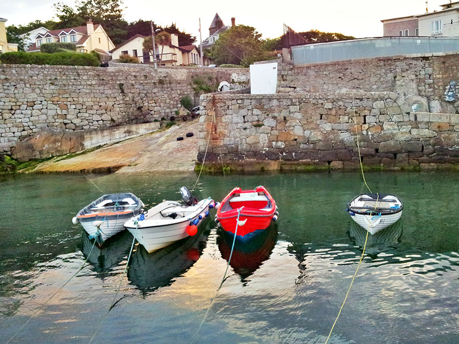 Coliemore Harbour